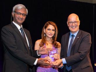 Dean Sundaram, Elizabeth Elting, and President Hamilton